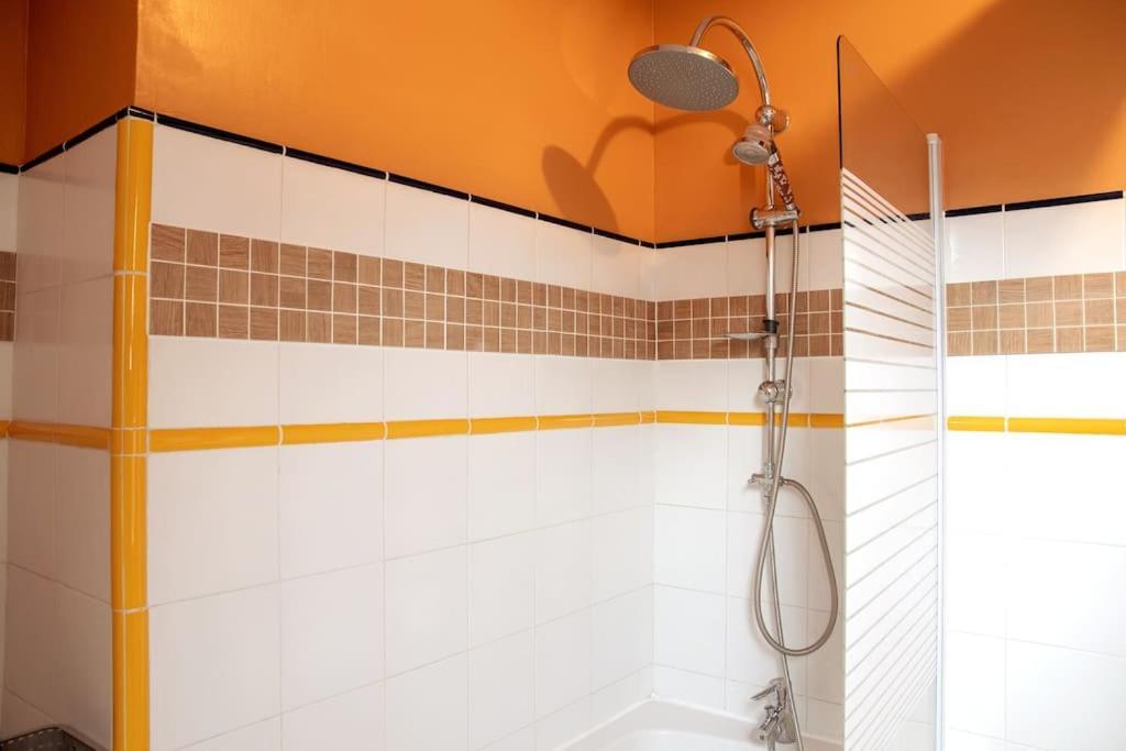 Duplex Atypique Dans La Cite Medievale Laon Dış mekan fotoğraf