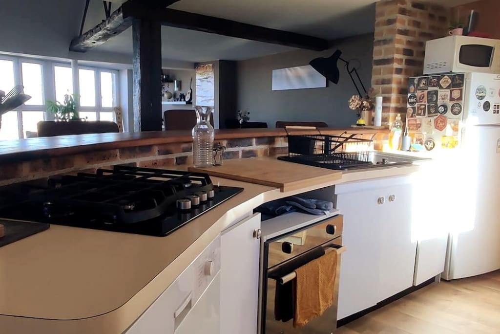 Duplex Atypique Dans La Cite Medievale Laon Dış mekan fotoğraf