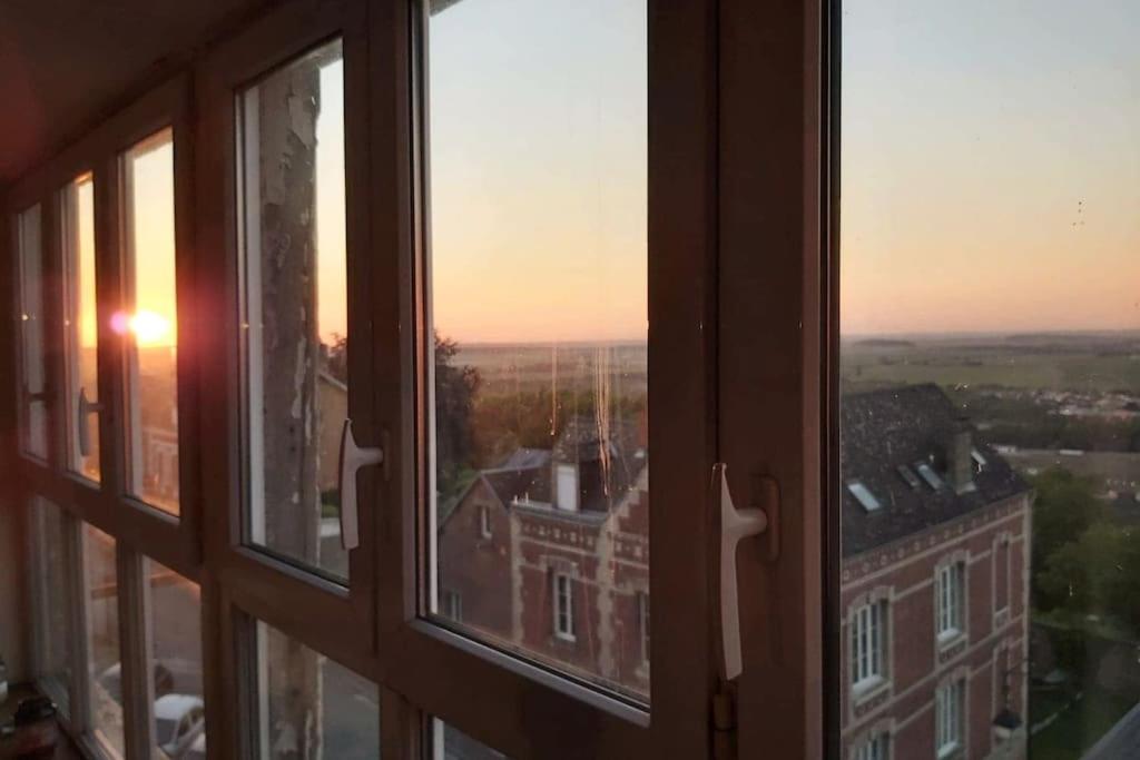 Duplex Atypique Dans La Cite Medievale Laon Dış mekan fotoğraf