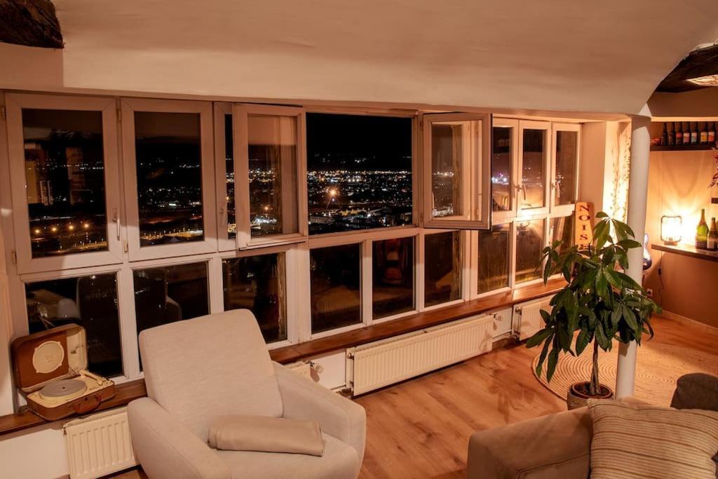 Duplex Atypique Dans La Cite Medievale Laon Dış mekan fotoğraf
